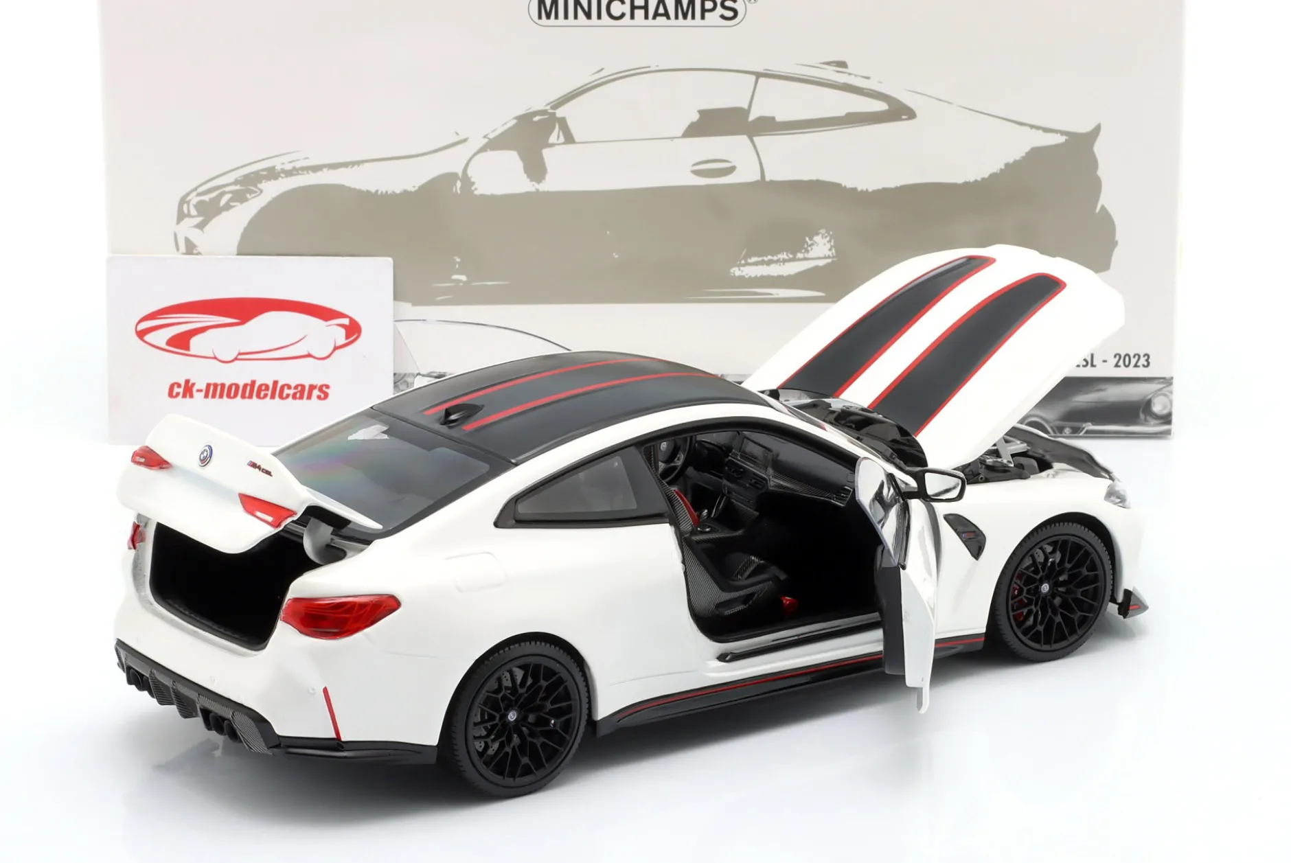 BMW M4 CSL (G82) Baujahr 2023 weiß 1:18 Minichamps