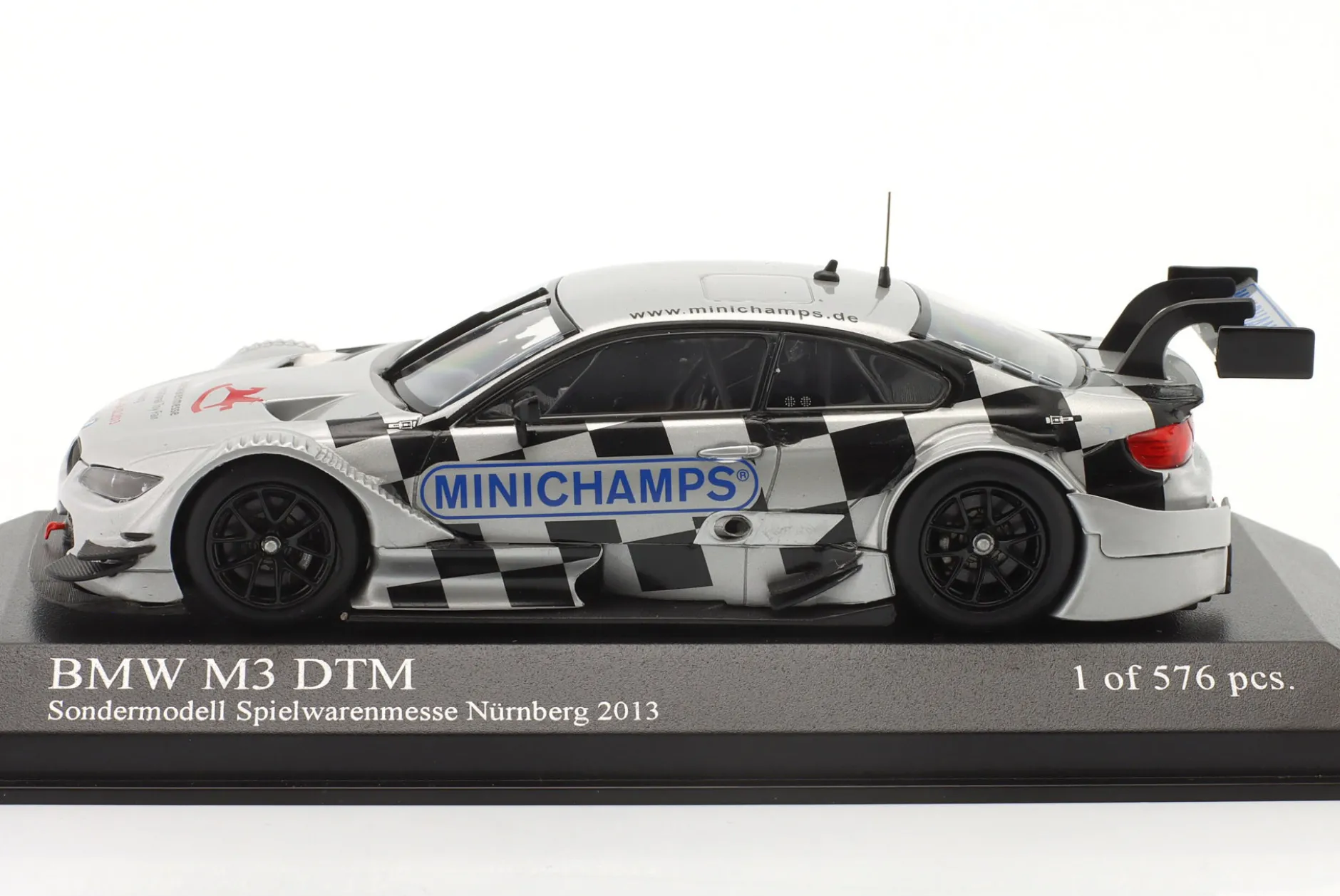 BMW M3 DTM Sondermodell Spielwarenmesse Nürnberg 2013 1:43 Minichamps