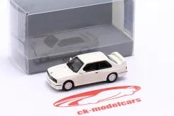 BMW M3 (E30) Baujahr 1986 weiß 1:87 Minichamps