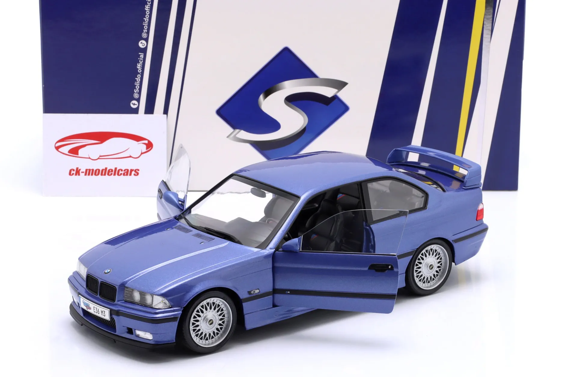 BMW M3 (E36) Coupé Baujahr 1996 Estoril blau 1:18 Solido