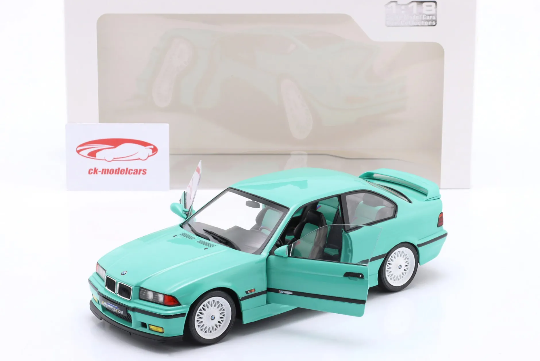 BMW M3 (E36) Coupe Baujahr 1991 mintgrün 1:18 Solido