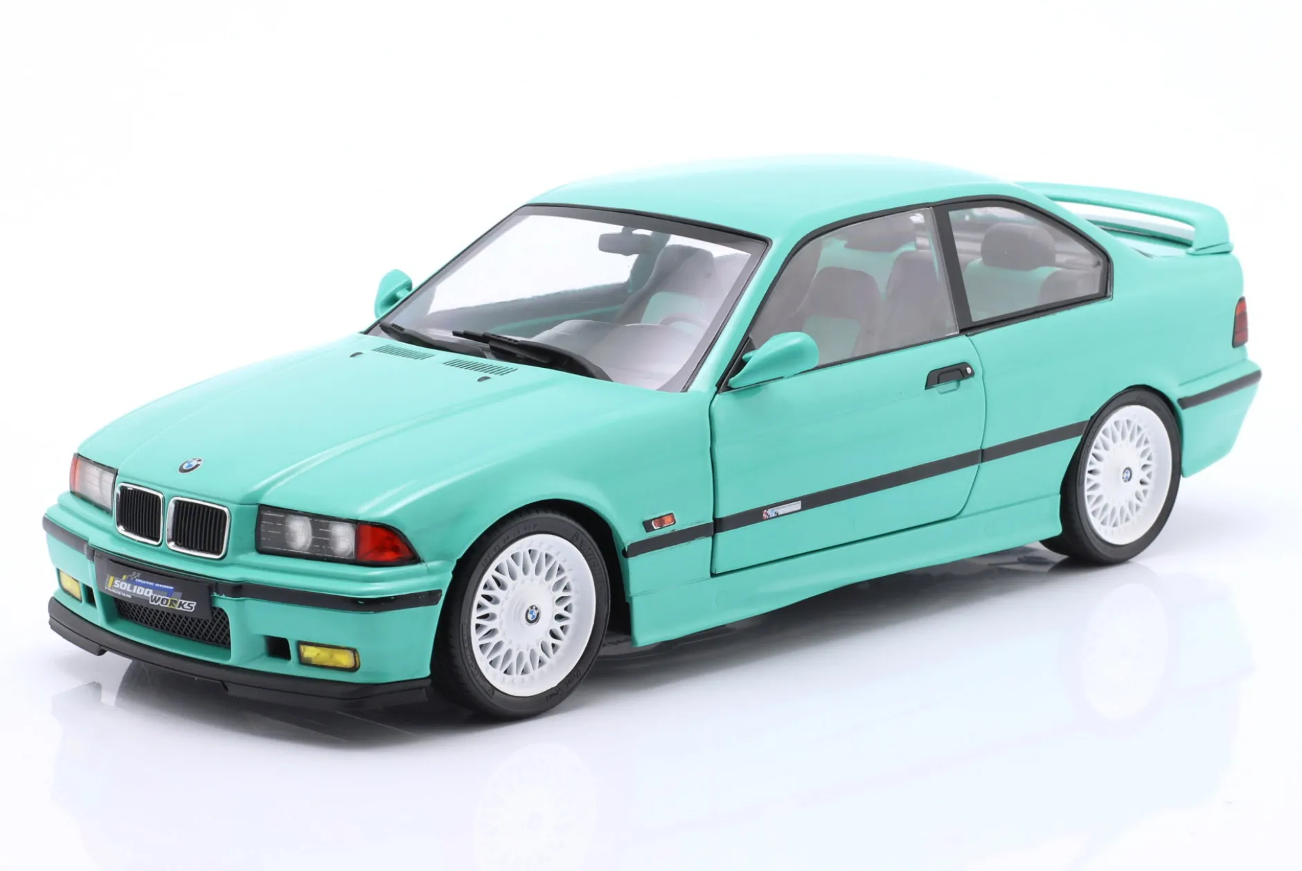 BMW M3 (E36) Coupe Baujahr 1991 mintgrün 1:18 Solido