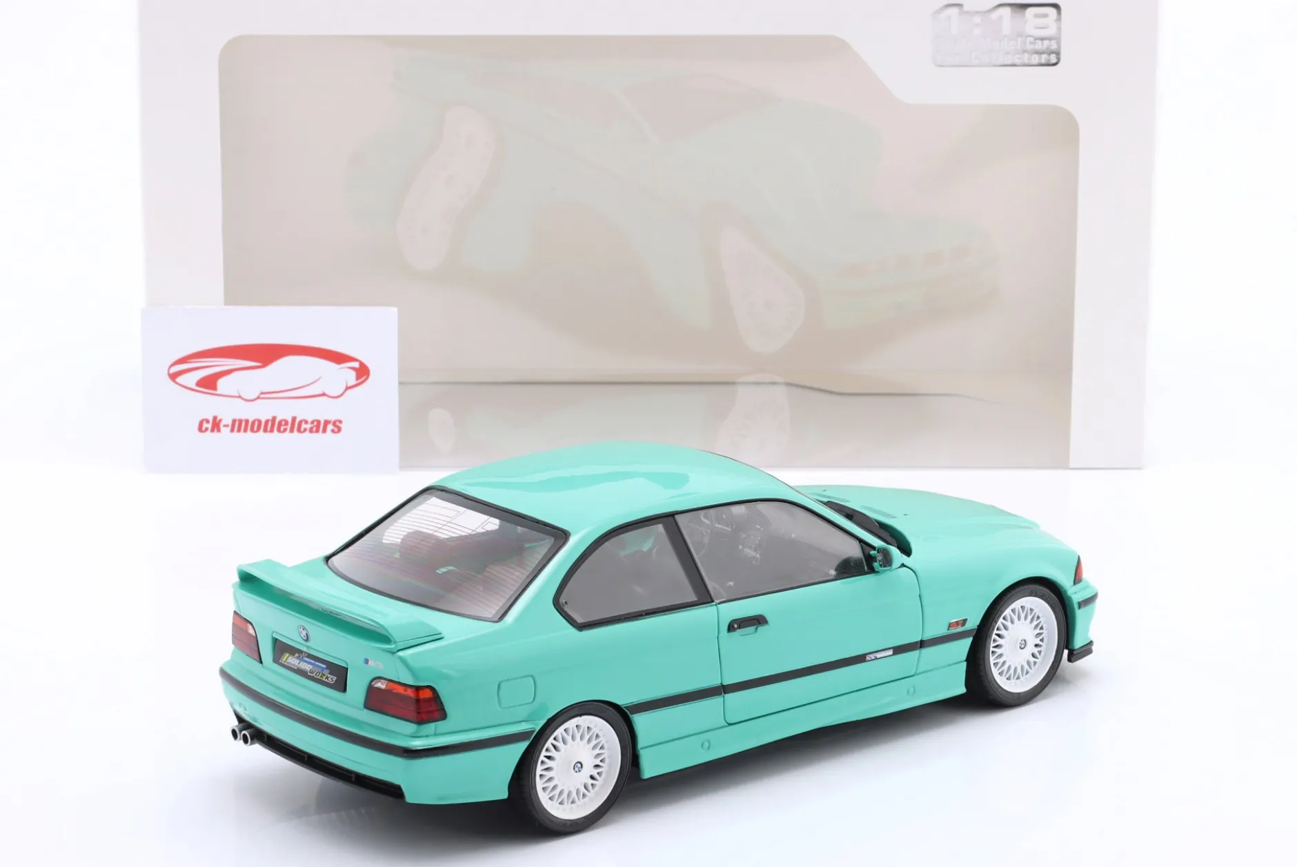 BMW M3 (E36) Coupe Baujahr 1991 mintgrün 1:18 Solido