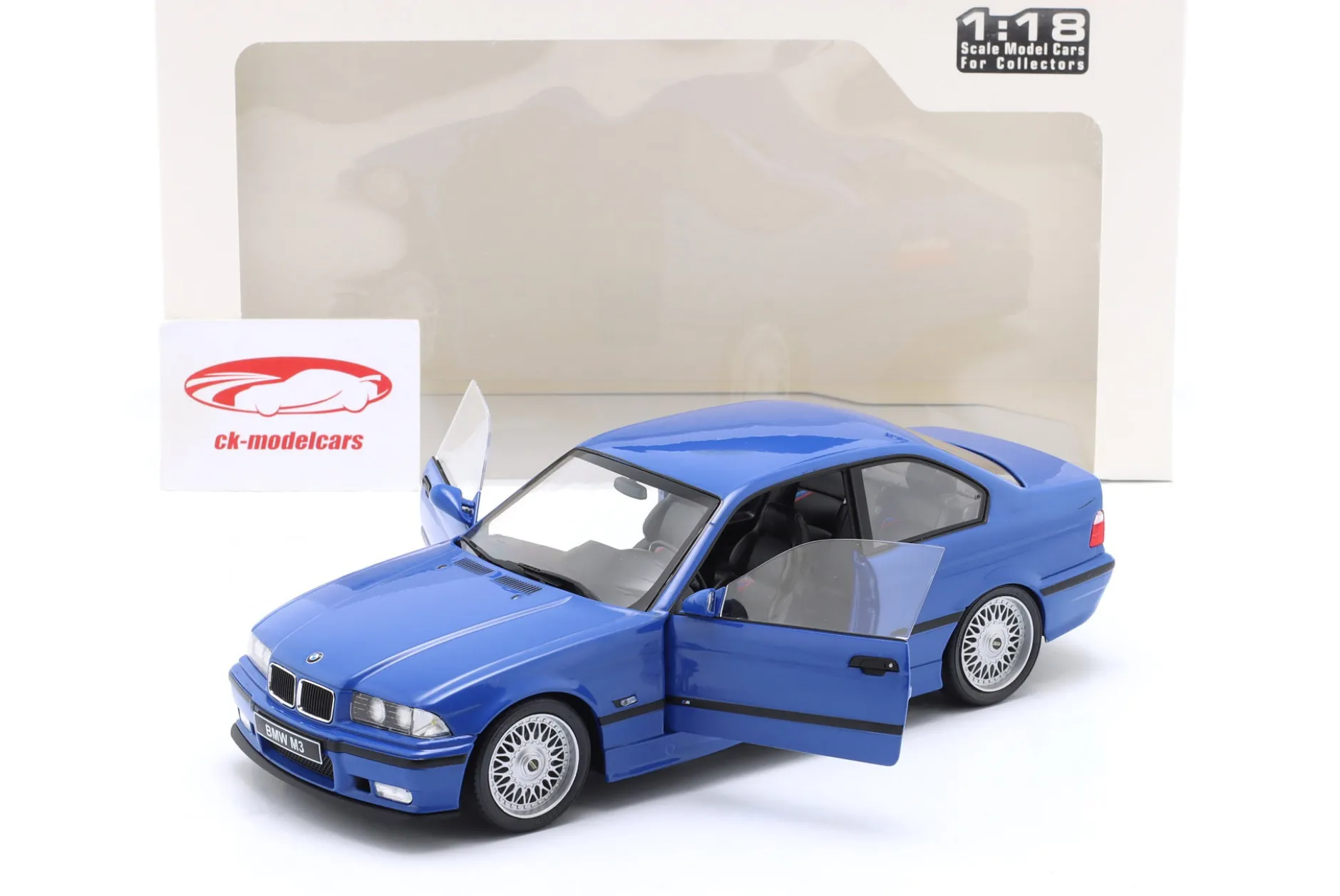 BMW M3 (E36) Coupe Baujahr 1996 santorinblau 1:18 Solido