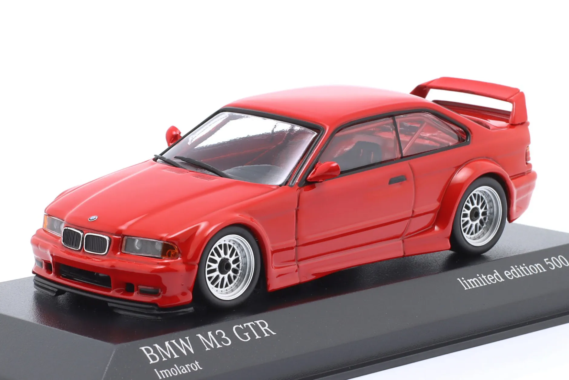 BMW M3 (E36) GTR Baujahr 1993 rot 1:43 Minichamps