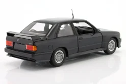 BMW M3 (E30) Street Evo Baujahr 1989 dunkelblau metallic 1:18 Minichamps