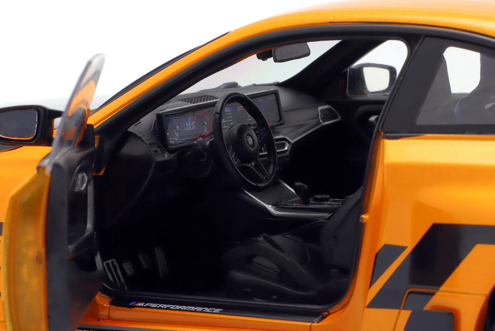 BMW M2 (G87) Performance Parts Baujahr 2024 orange metallic 1:18 Solido