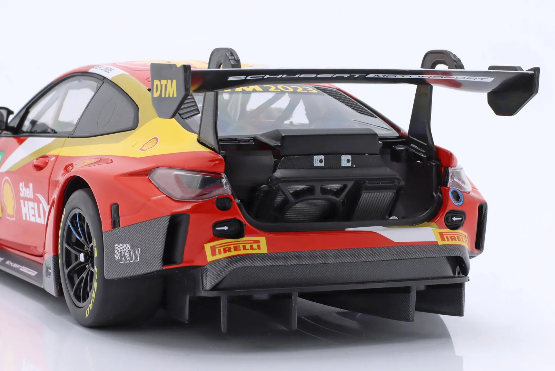 BMW M4 GT3 #1 DTM 2023 Sheldon van der Linde Team Schubert 1:18 Minichamps