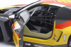 BMW M4 GT3 #72 24h Nürburgring 2022 BMW Junior Team 1:18 Minichamps