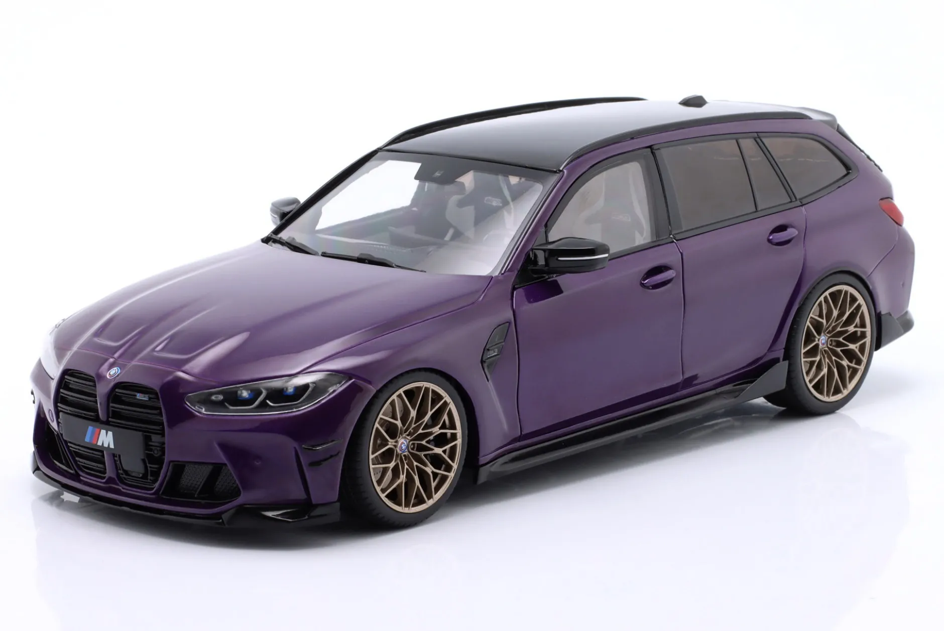 BMW M3 (G81) Touring Baujahr 2024 lila metallic 1:18 Solido