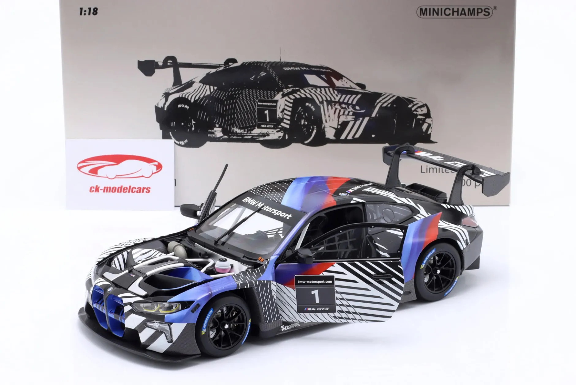 BMW M4 GT3 #1 Testcar 2021 BMW Motorsport 1:18 Minichamps