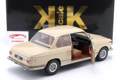 BMW 1602 1. Serie Baujahr 1971 beige 1:12 KK-Scale