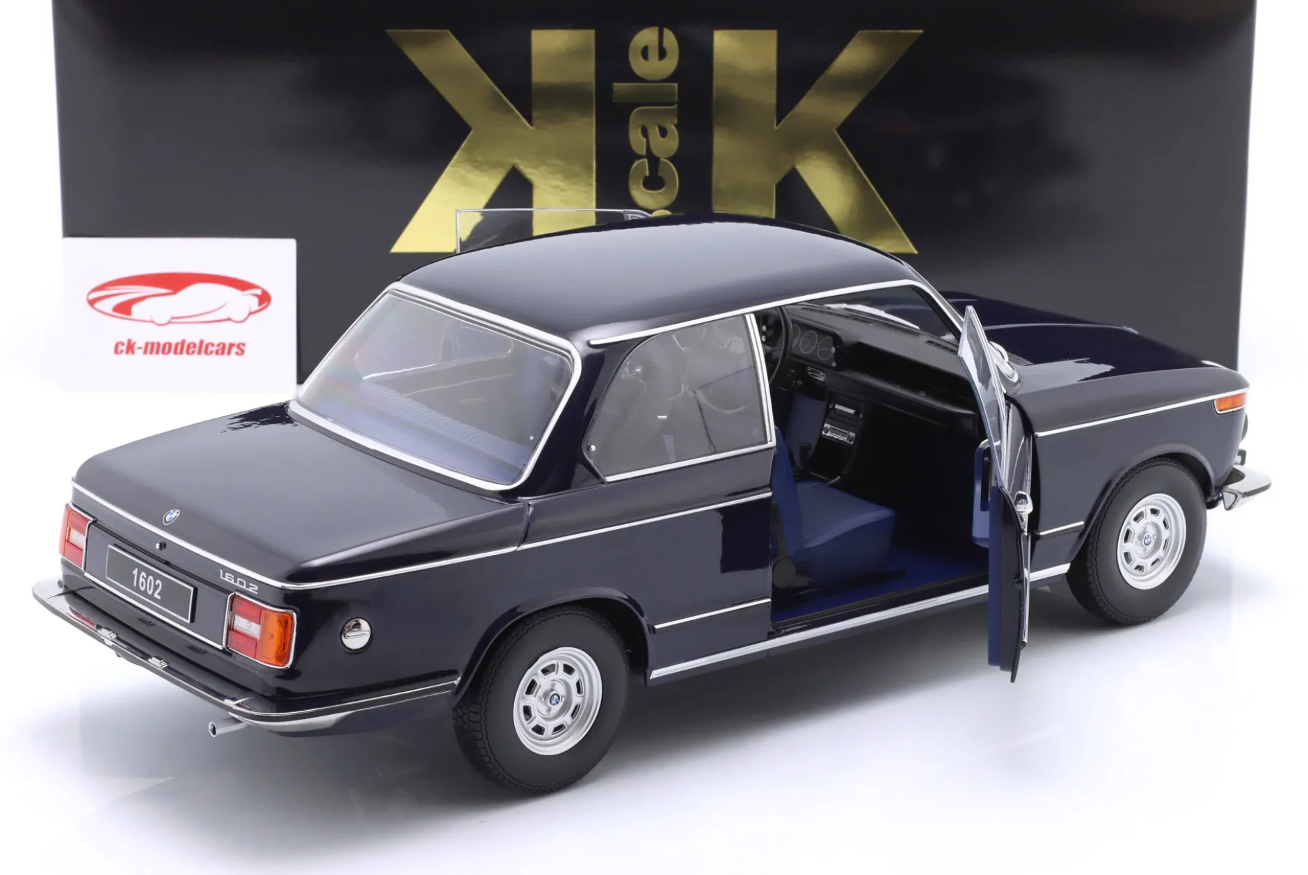 BMW 1602 2.Serie Baujahr 1974 dunkelblau 1:12 KK-Scale