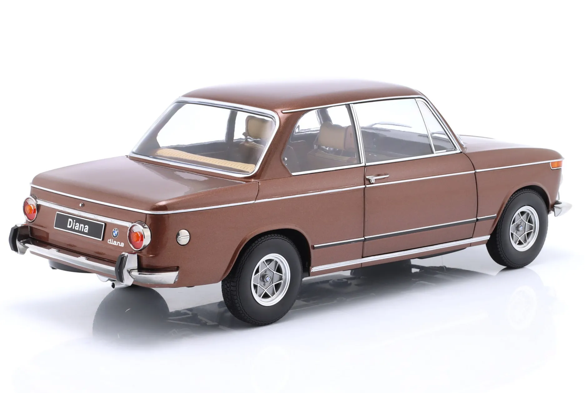 BMW 2002 ti Diana Baujahr 1970 braunmetallic 1:12 KK-Scale