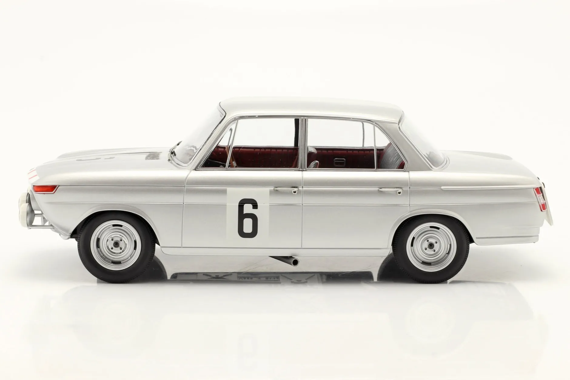 BMW 1800 TISA #6 24h Spa 1965 Munaron, Eppelein 1:18 Minichamps