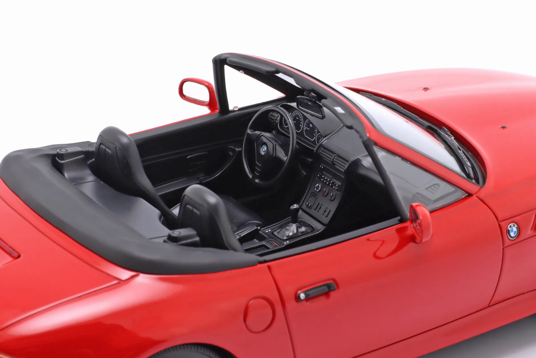 BMW Z3 Roadster Baujahr 1997 rot 1:18 Minichamps