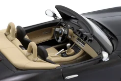 BMW Z8 Roadster Baujahr 2000 schwarz 1:18 Minichamps