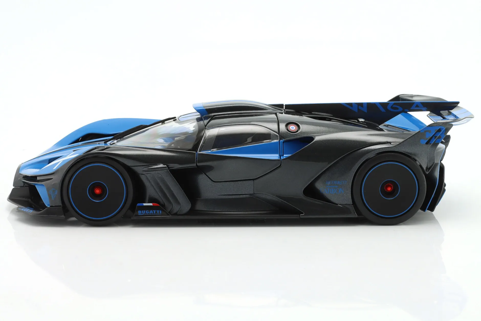 Bugatti Bolide W16.4 Baujahr 2020 blau / carbon 1:18 Bburago
