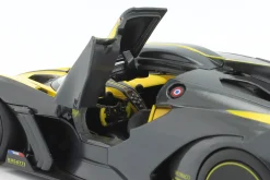 Bugatti Bolide W16.4 Baujahr 2020 gelb / carbon 1:18 Bburago