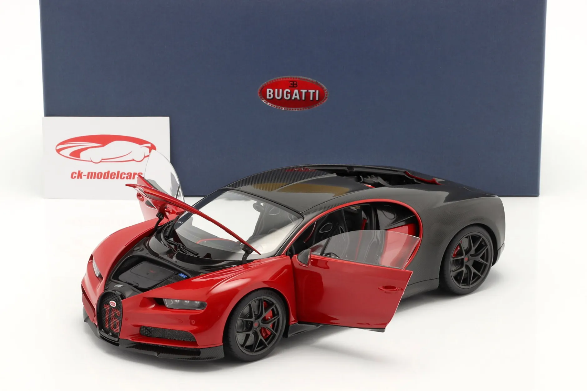 Bugatti Chiron Sport Baujahr 2019 italienrot / carbon 1:18 AUTOart