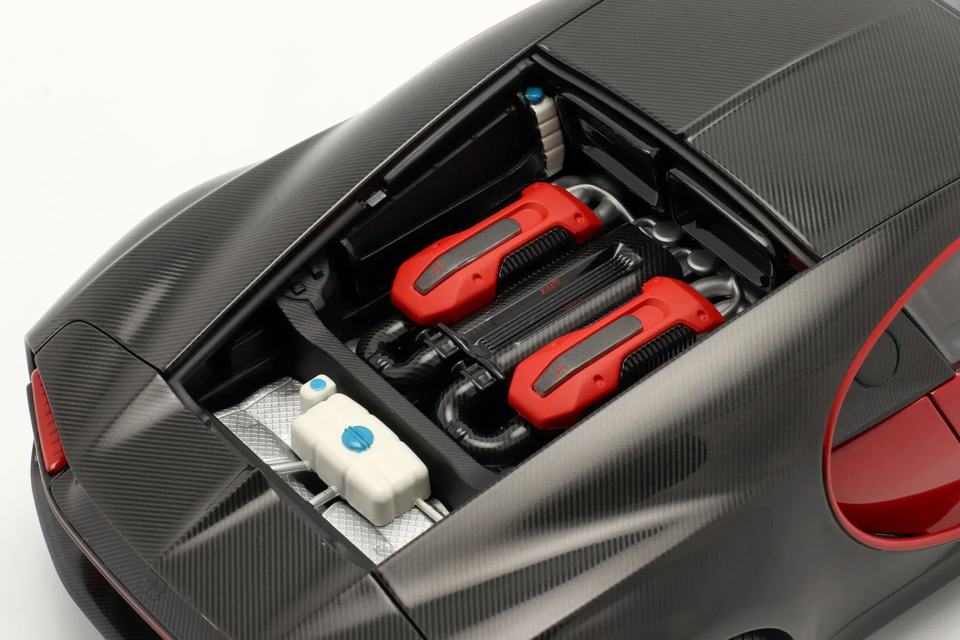 Bugatti Chiron Sport Baujahr 2019 italienrot / carbon 1:18 AUTOart