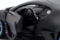 Bugatti Divo 50th Bburago Anniversary 2018 mattschwarz / karbon 1:18 Bburago