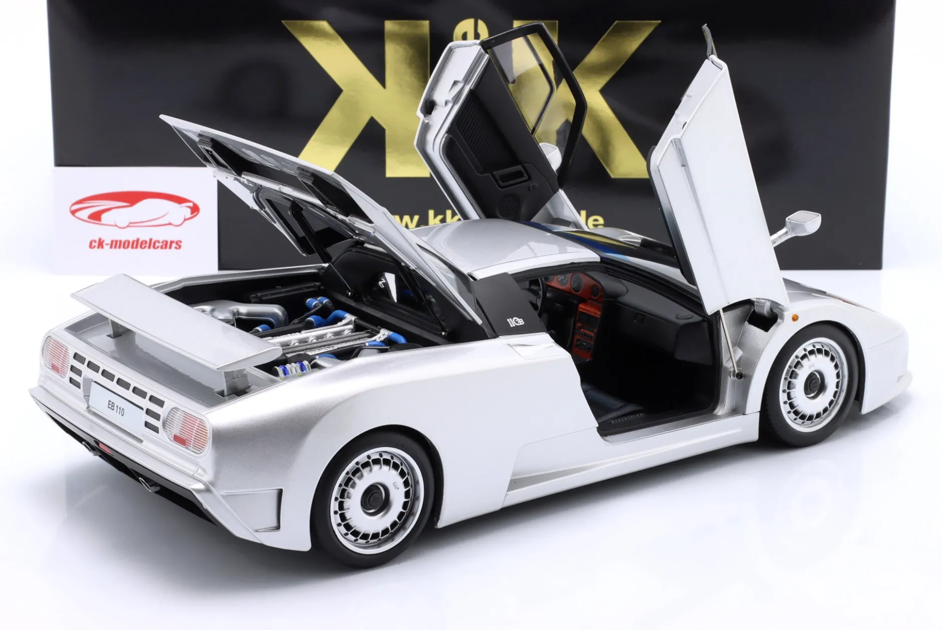 Bugatti EB110 Baujahr 1991 silber 1:12 KK-Scale