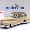 Cadillac Fleetwood Series 60 Special Sedan Baujahr 1941 beige, dunkelbraun 1:18 ModelCar Group