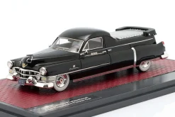 Cadillac Professional S&S Florentine Flower Car 1951 schwarz 1:43 Matrix