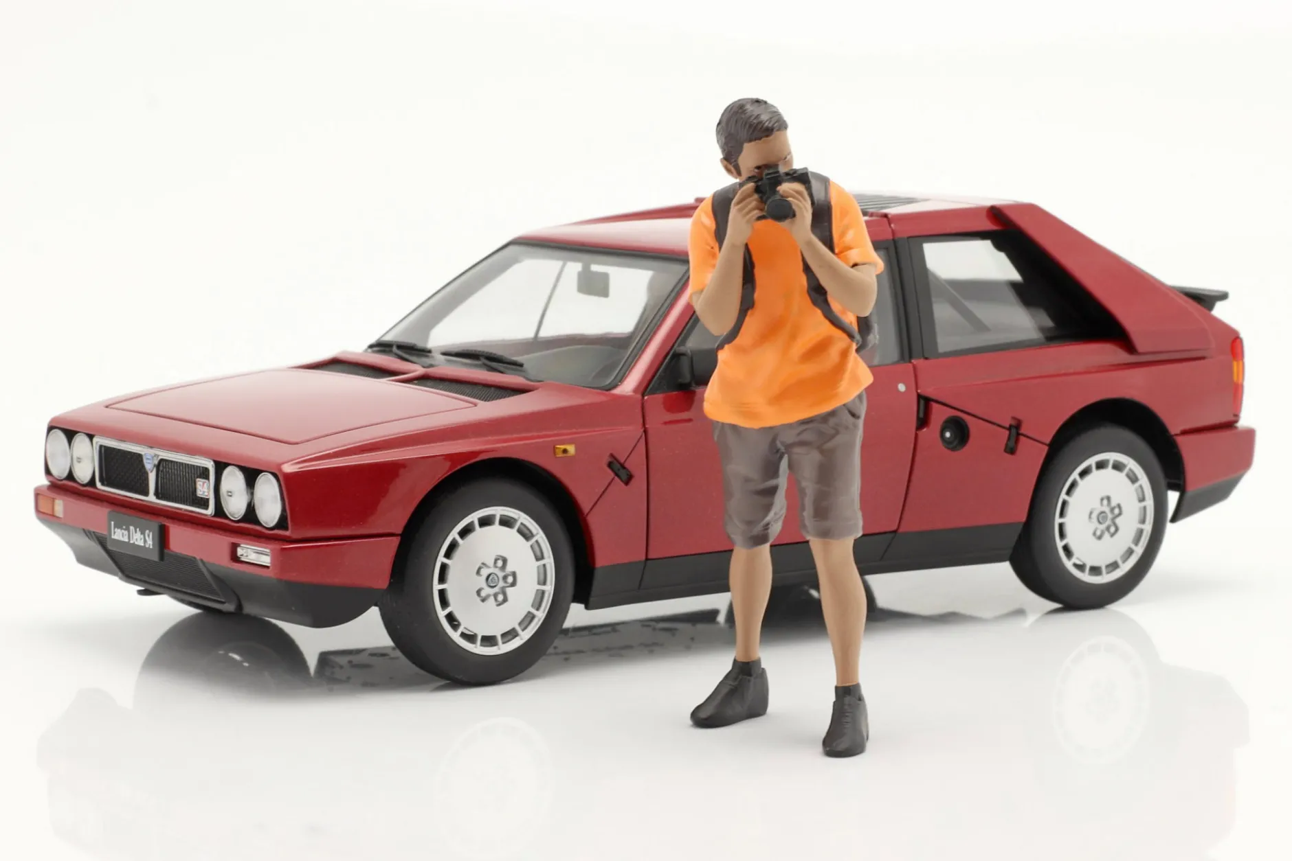 Car Meet Serie 2 Figur #6 1:18 American Diorama