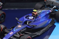 2-Car Set Albon #23 & Sargeant #2 Bahrain GP Formel 1 2023 1:43 Minichamps