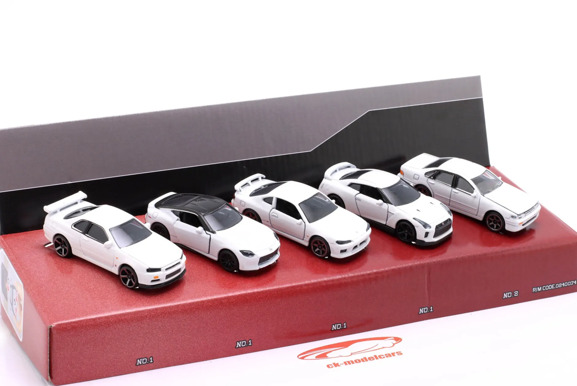 5-Car Set Geschenk-Set Nissan weiß 1:64 Majorette