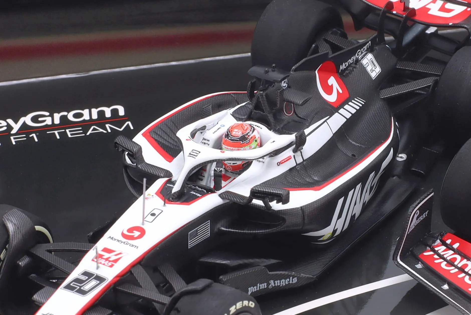 2-Car Set Hülkenberg #27 & Magnussen #20 Haas F1 Team Formel 1 2023 1:43 Minichamps