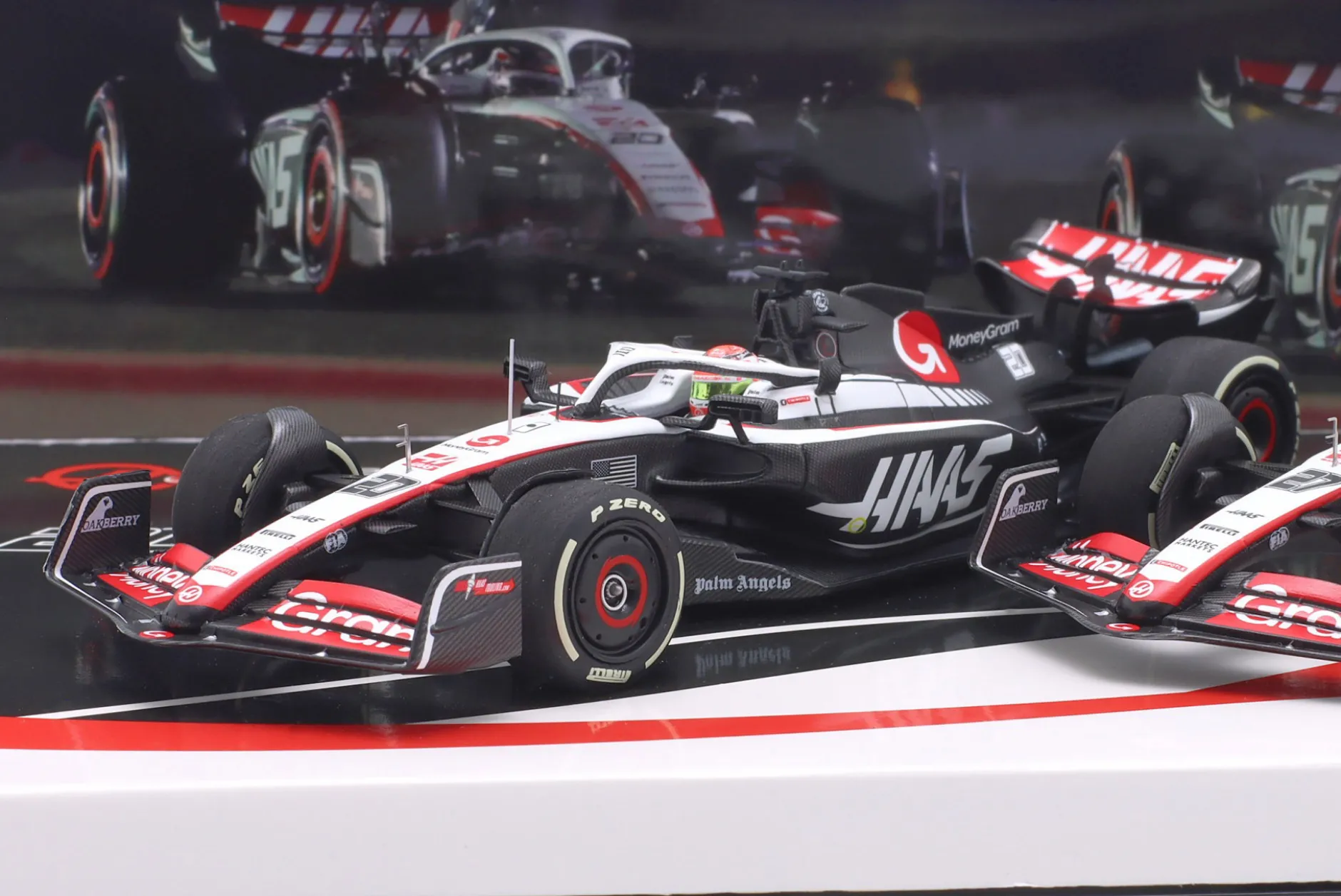 2-Car Set Hülkenberg #27 & Magnussen #20 Haas F1 Team Formel 1 2023 1:43 Minichamps