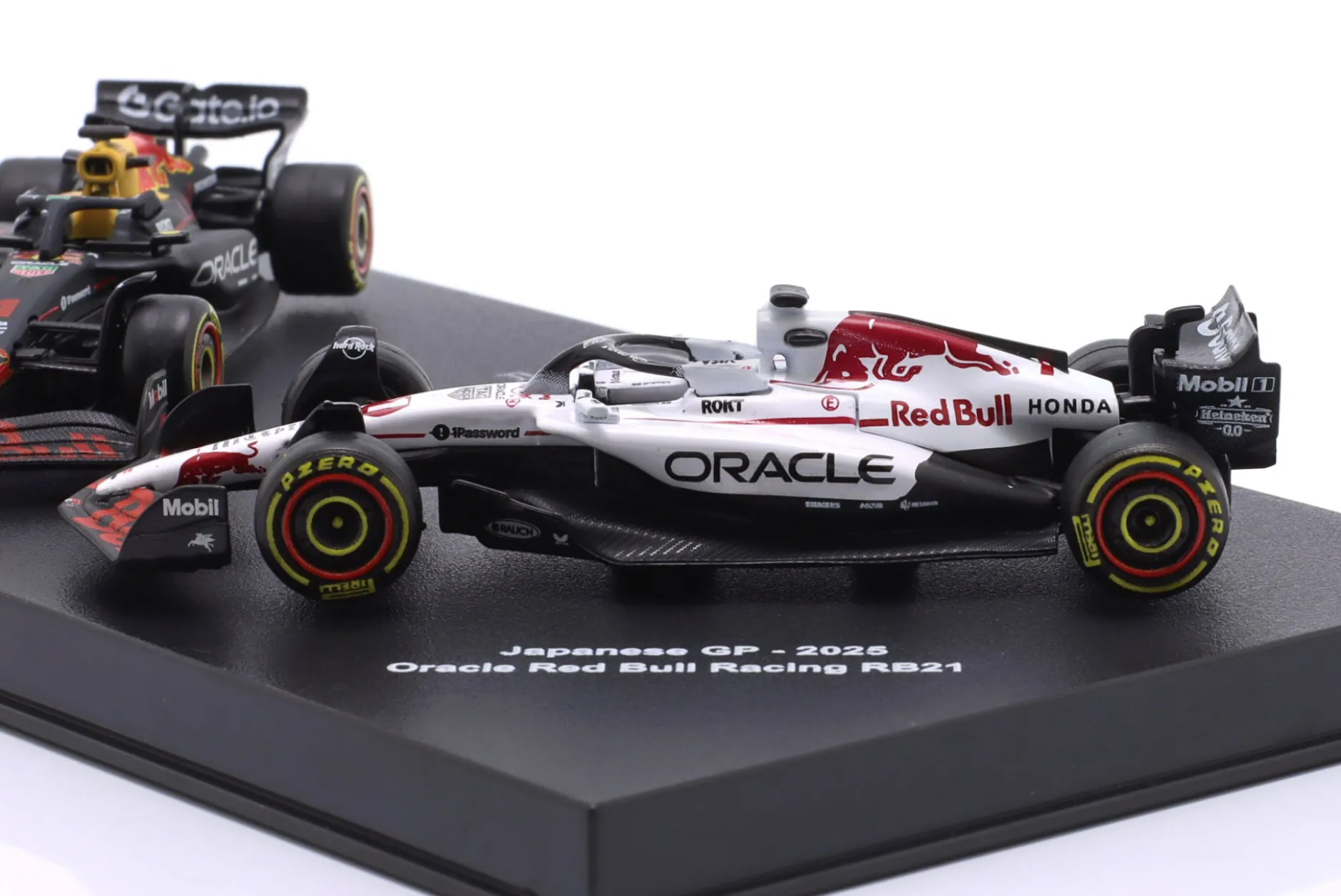2-Car Set Max Verstappen Red Bull RB21 #1 Formel 1 2025 1:64 Bburago