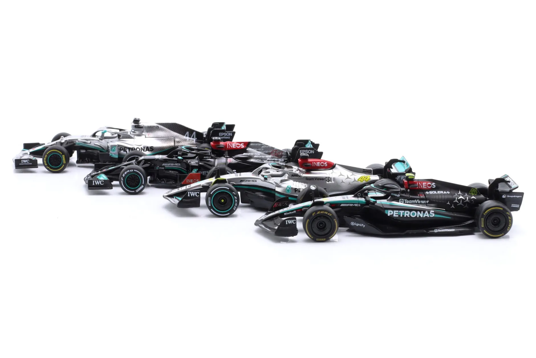4-Car Set Mercedes-AMG Petronas Lewis Hamilton Formel 1 2019-2024 1:43 Bburago