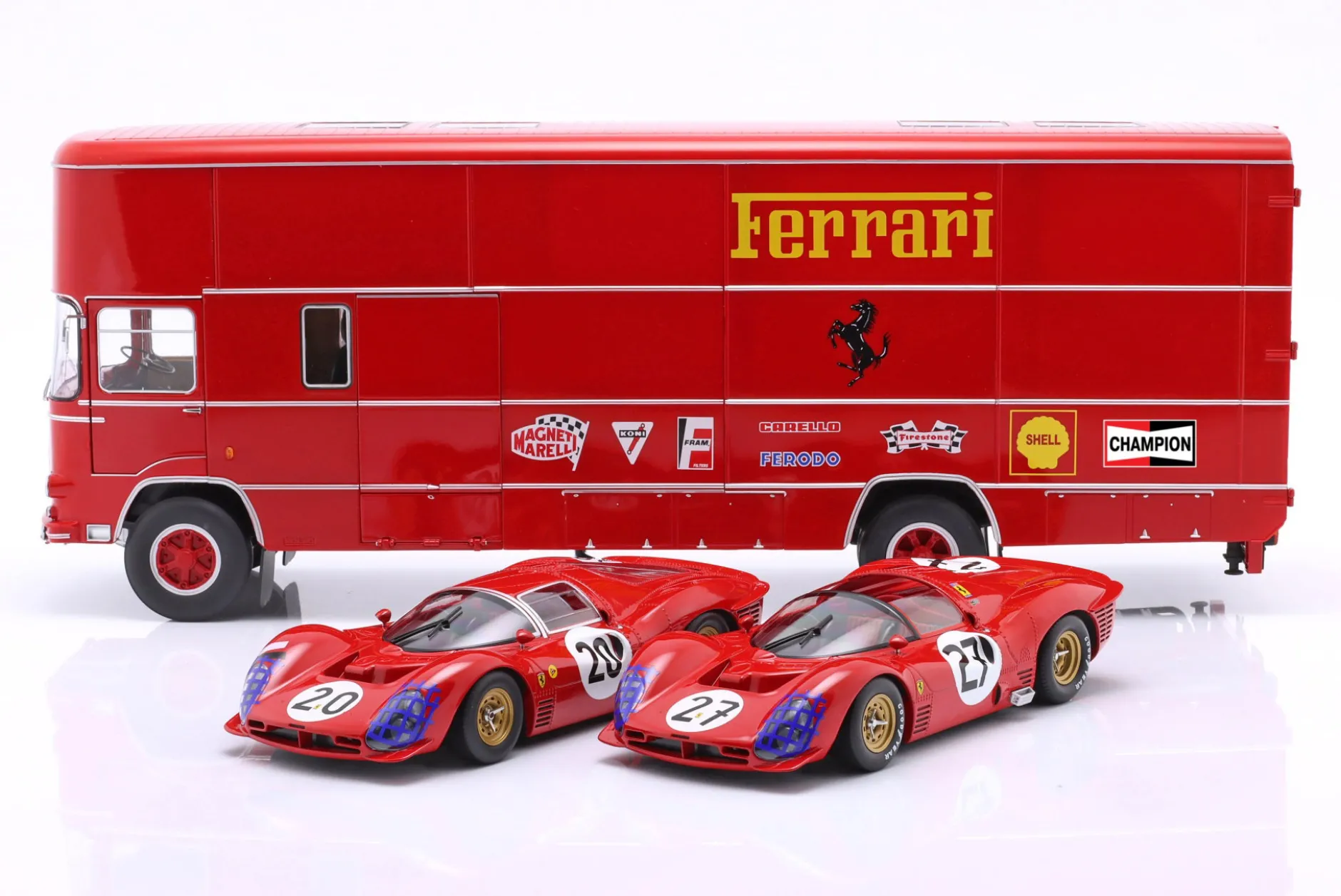 3-Car Set: OM Fiat 150 Rolfo Renntransporter mit 2x Ferrari 330 P3 1:18 WERK83