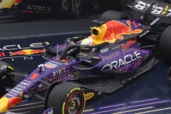 2-Car Set Verstappen #1 & Perez #11 Las Vegas GP Formel 1 Weltmeister 2023 1:43 Minichamps