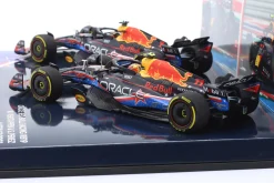 2-Car Set Verstappen #1 & Perez #11 USA GP Formel 1 Weltmeister 2023 1:43 Minichamps