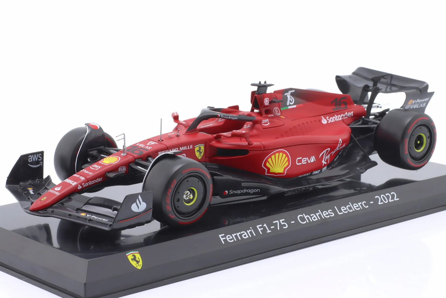 Charles Leclerc Ferrari F1-75 #16 Formel 1 2022 1:24 Premium Collectibles