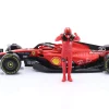 Charles Leclerc Ferrari SF-23 #16 Formel 1 2023 mit Figur 1:24 Bburago