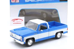 Chevrolet C10 Cheyenne Super Pick-Up Baujahr 1974 blau / weiß 1:18 Maisto