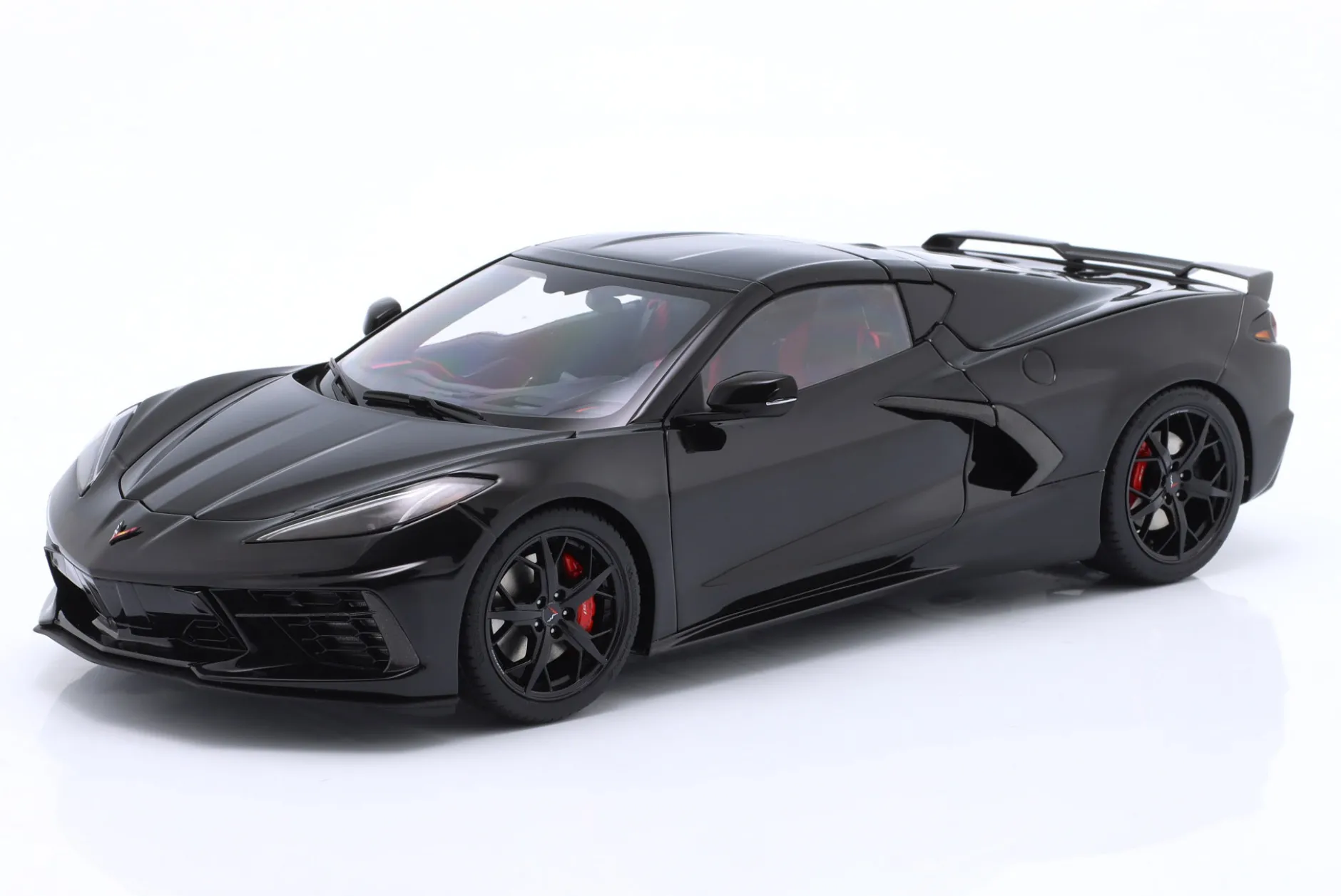 Chevrolet Corvette C8 Stingray Z51 Baujahr 2020 schwarz 1:18 AUTOart