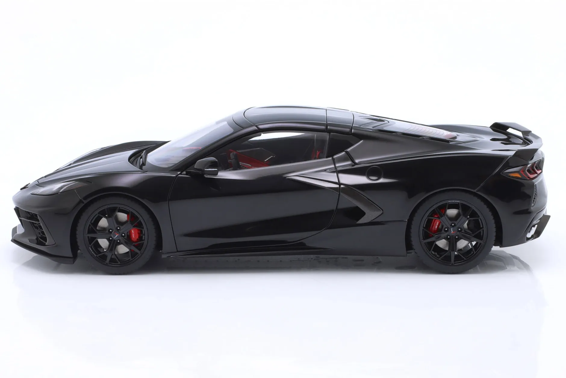 Chevrolet Corvette C8 Stingray Z51 Baujahr 2020 schwarz 1:18 AUTOart