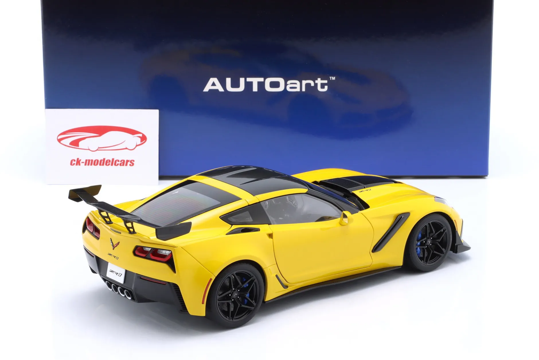 Chevrolet Corvette C7 ZR1 Baujahr 2019 racing gelb 1:18 AUTOart