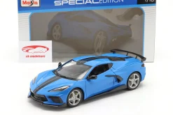 Chevrolet Corvette Stingray Coupe Baujahr 2020 blau / schwarz 1:18 Maisto