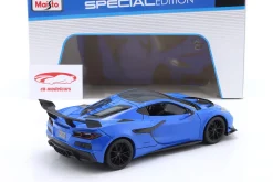 Corvette ZR1 (C8) Coupe Baujahr 2026 Riptide blau metallic 1:18 Maisto