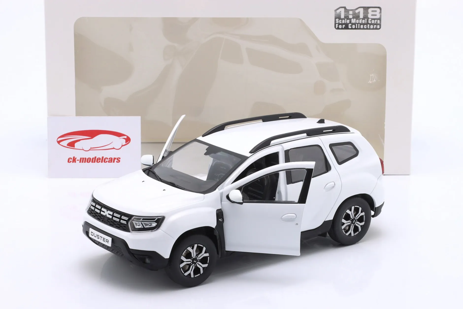 Dacia Duster PH.2.5 Baujahr 2024 weiß 1:18 Solido