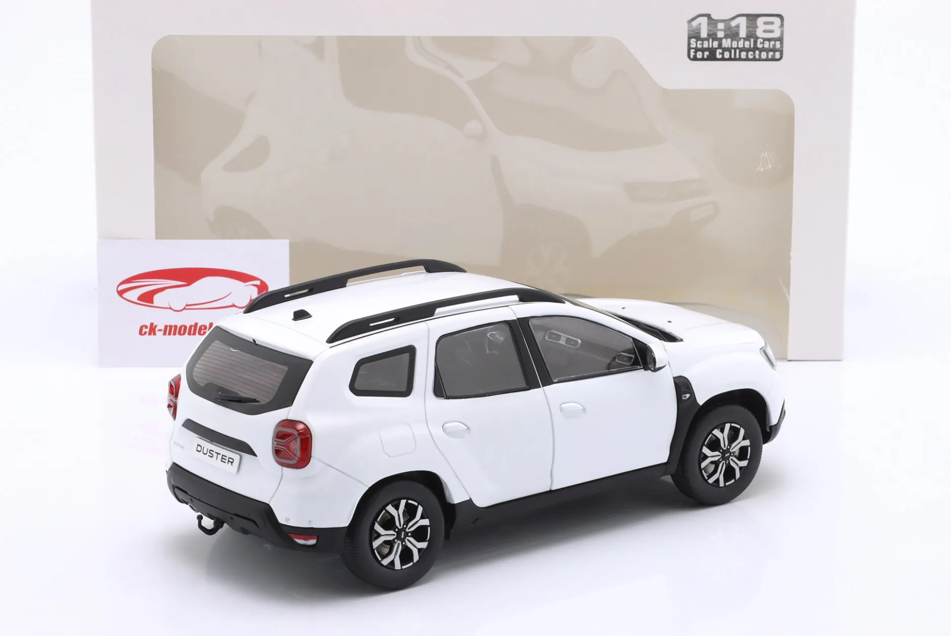 Dacia Duster PH.2.5 Baujahr 2024 weiß 1:18 Solido