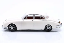 Daimler 250 V8 LHD Baujahr 1962 weiß 1:18 KK-Scale